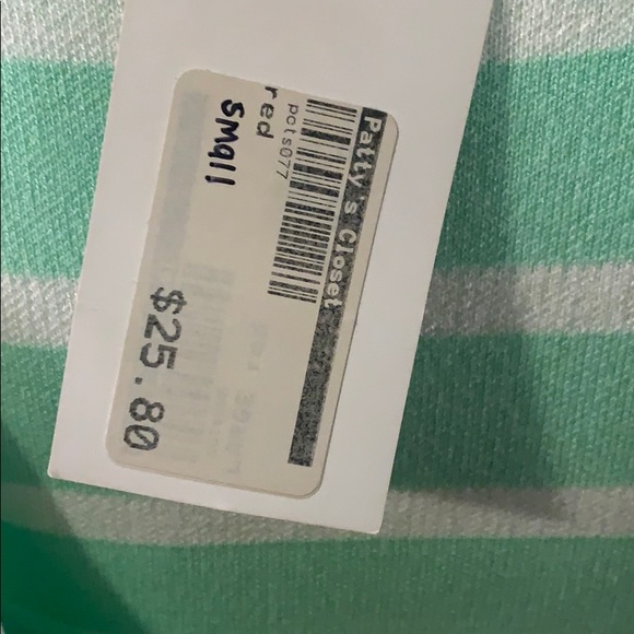 Sleeveless top size small - Picture 3 of 4